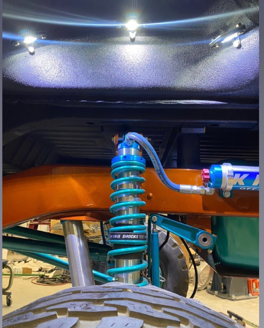 LED ROCK LIGHT MOUNTING BRACKETS