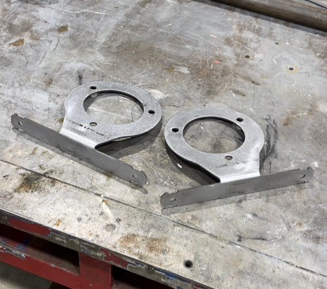 05-22 Superduty shock resi mounts